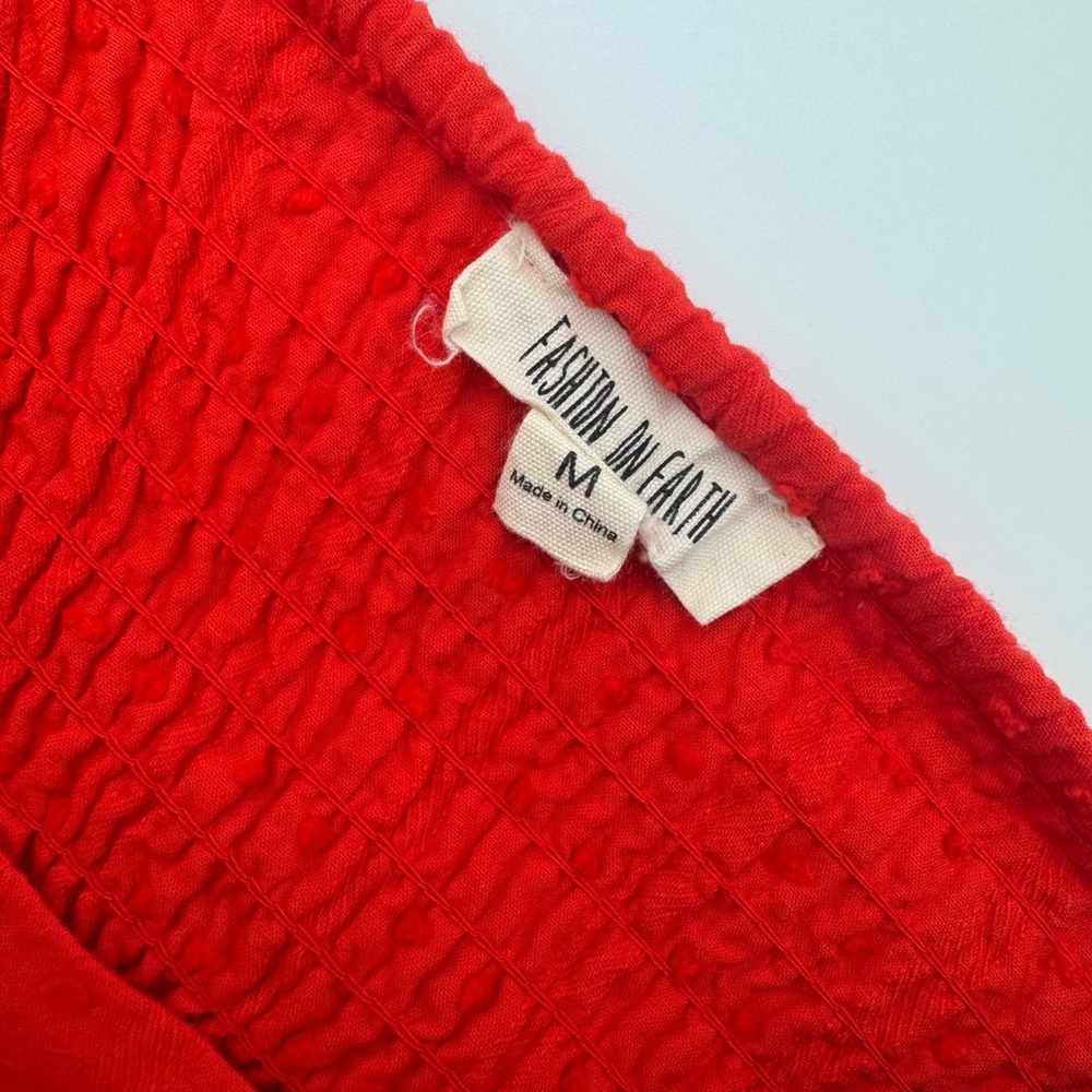Fashion On Earth Red Swiss Dot Lace Trim Smocked Crop Top Womens Medium - Picture 3 of 4